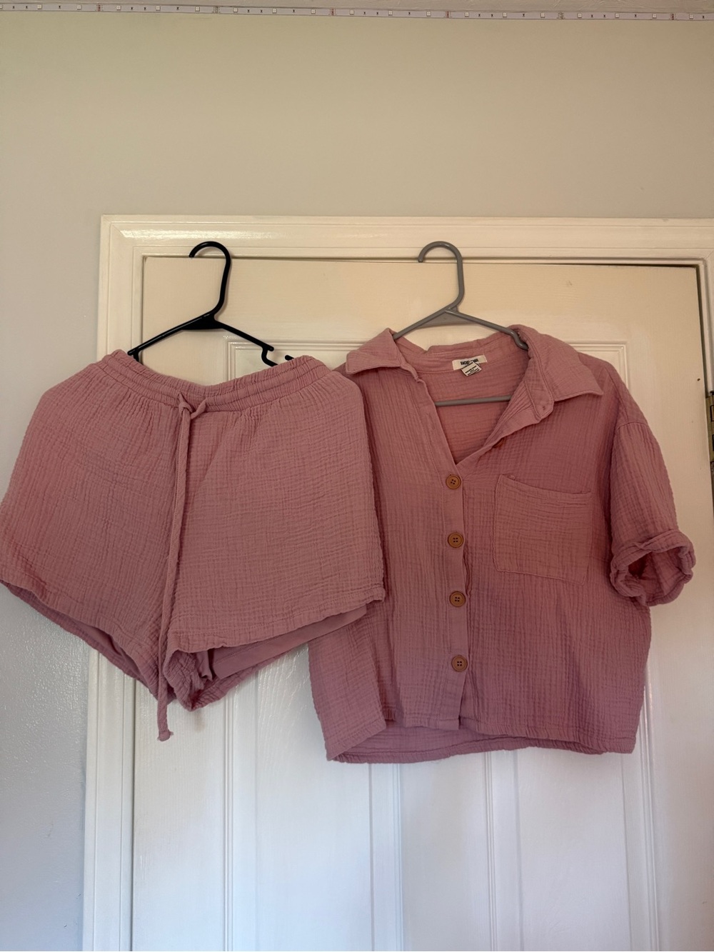 Women's Pink Gauze Button-Down Shirt